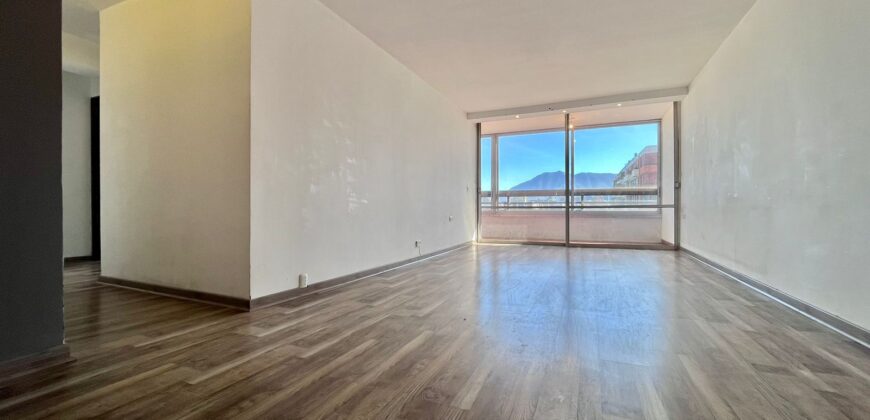 Excelente departamento en Las Condes
