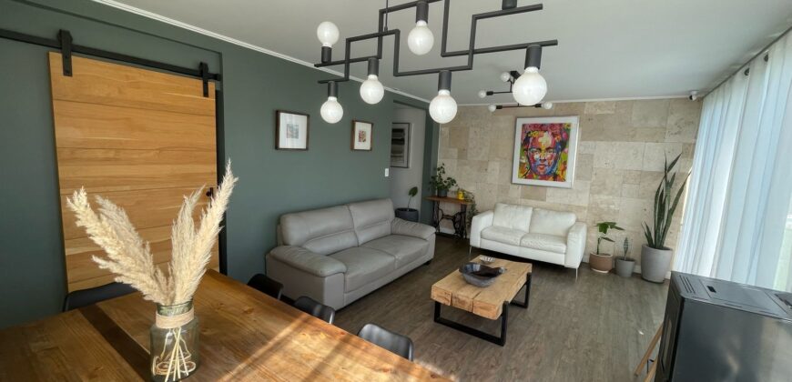 Gran casa en av eastman limache