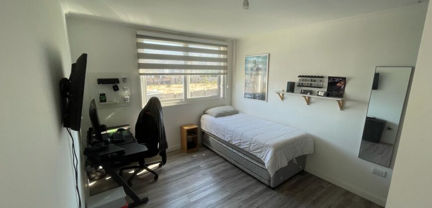 Gran casa en av eastman limache