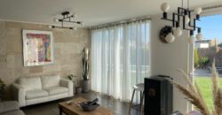 Gran casa en av eastman limache