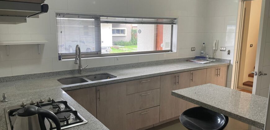 Gran Casa en Limache
