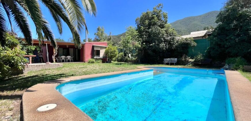 Casa en centro de Olmué