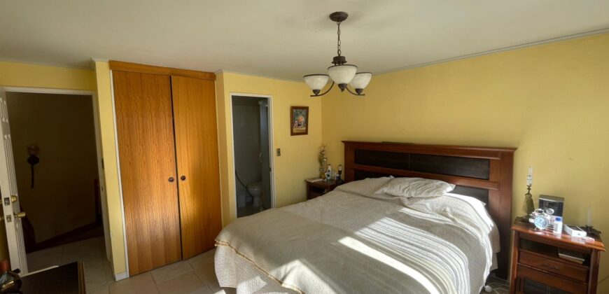 Linda casa en Olmué centro